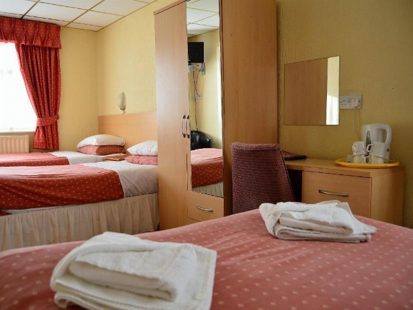 Oak Lea Hotel image 35